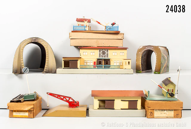 Märklin H0: 458EN Bahnübergang & 13600EK, Signal, Bahnhof, Kran, 2