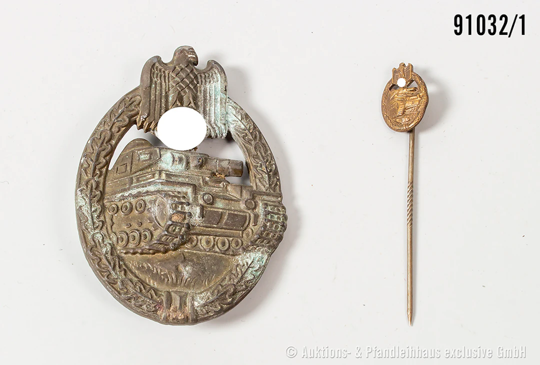 Panzerkampfabzeichen in bronze, halbhohle Zinkausführung, Hersteller