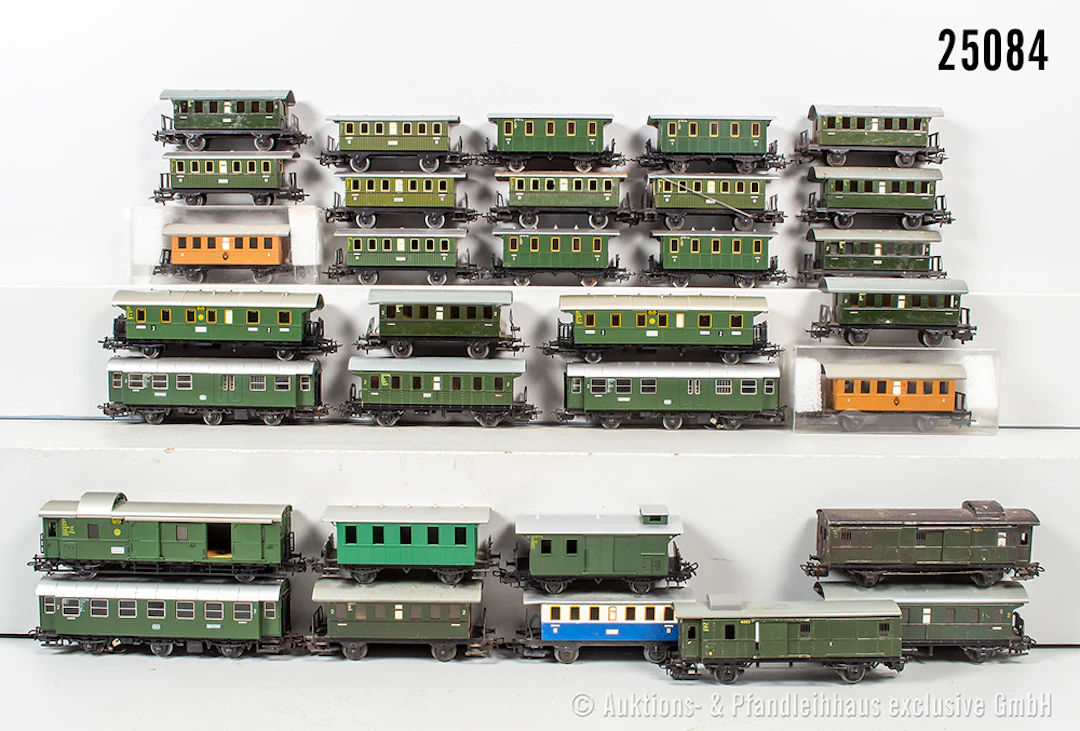 Märklin H0: ca. 32x Reisezugwagen, Z 2-3