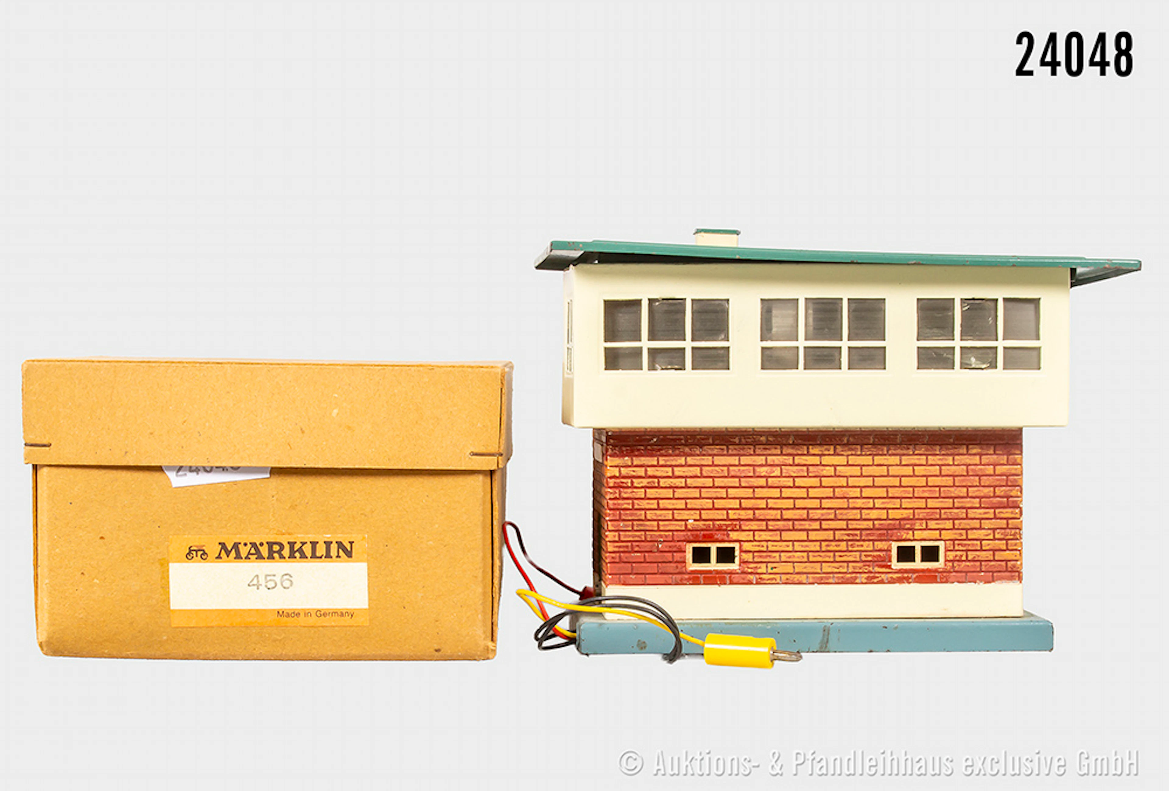 Märklin H0: 456 Stellwerk, 11x6x9 cm, Pfeifeinrichtung, Beleuchtung
