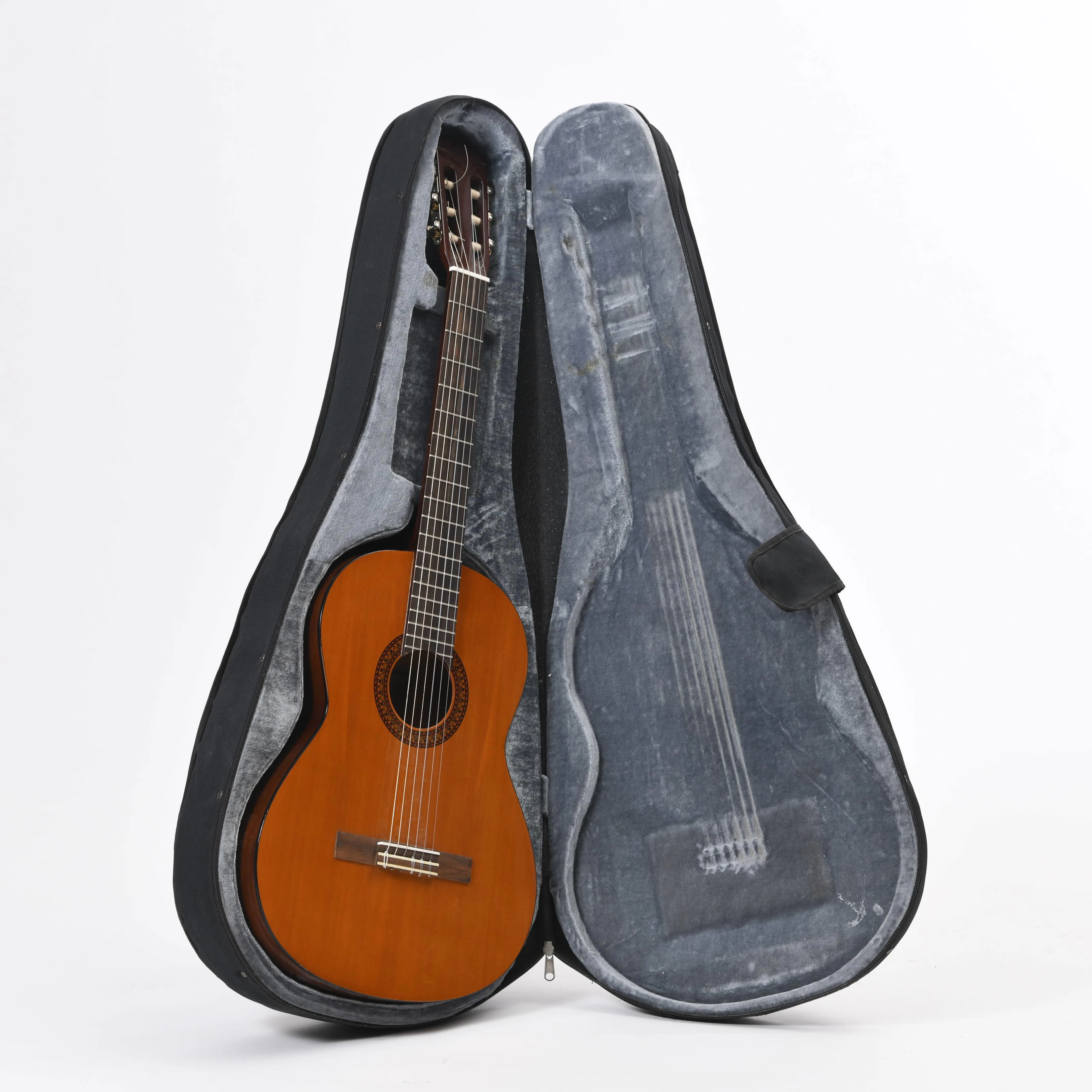 YAMAHA, gitarr