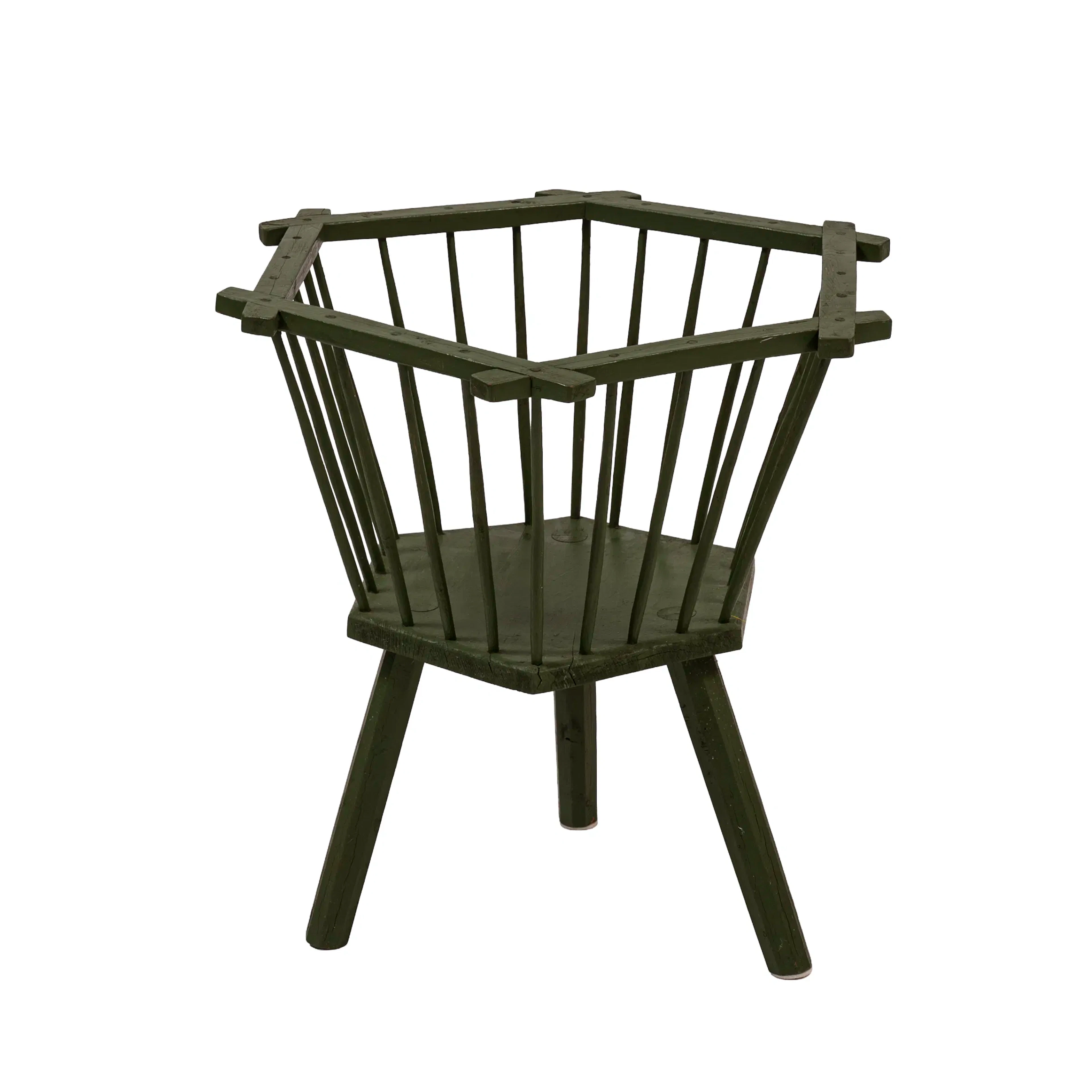 GARNKORG med itappade ben, 1800-tal