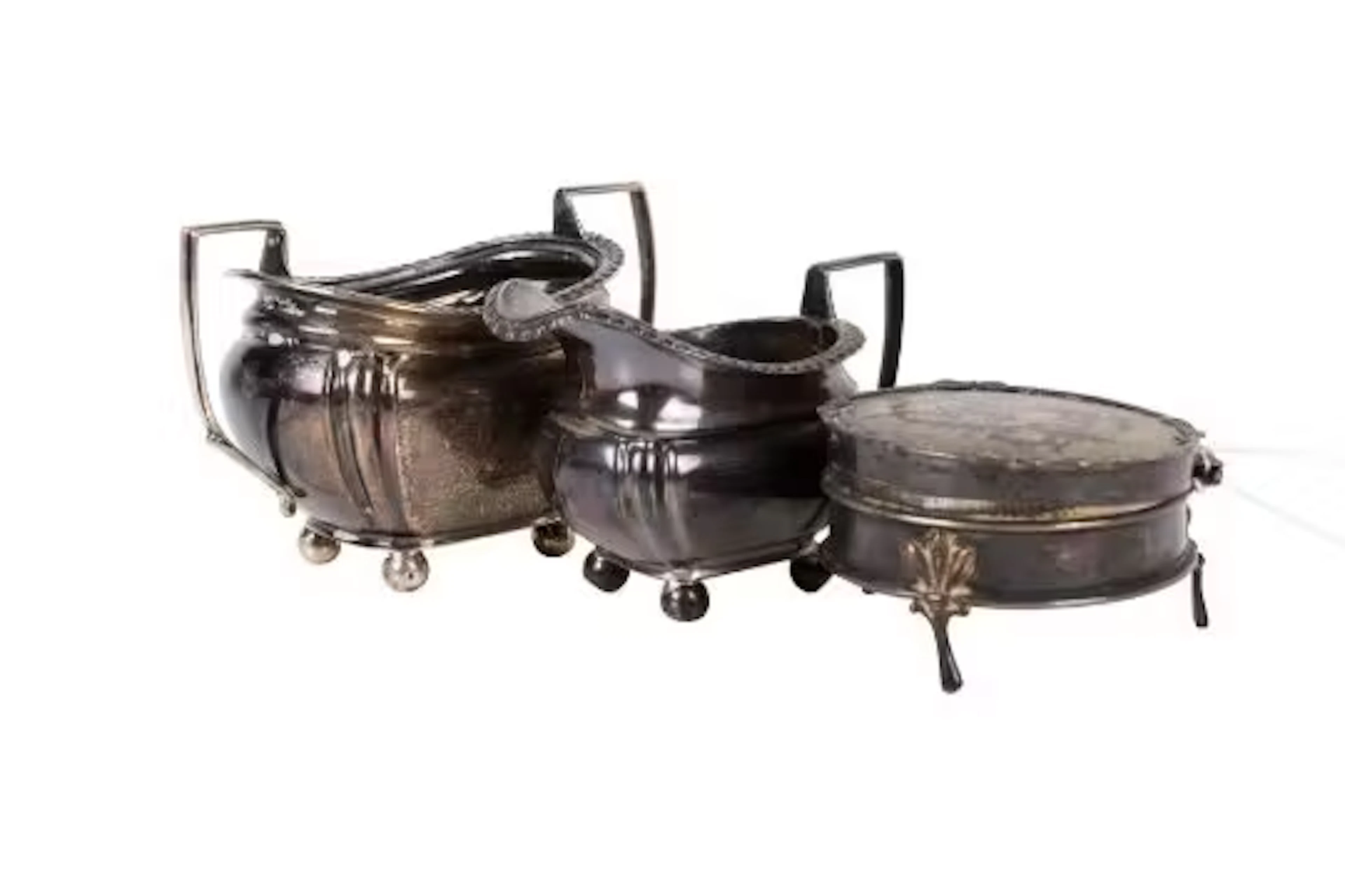 Three early 20th century silver items.