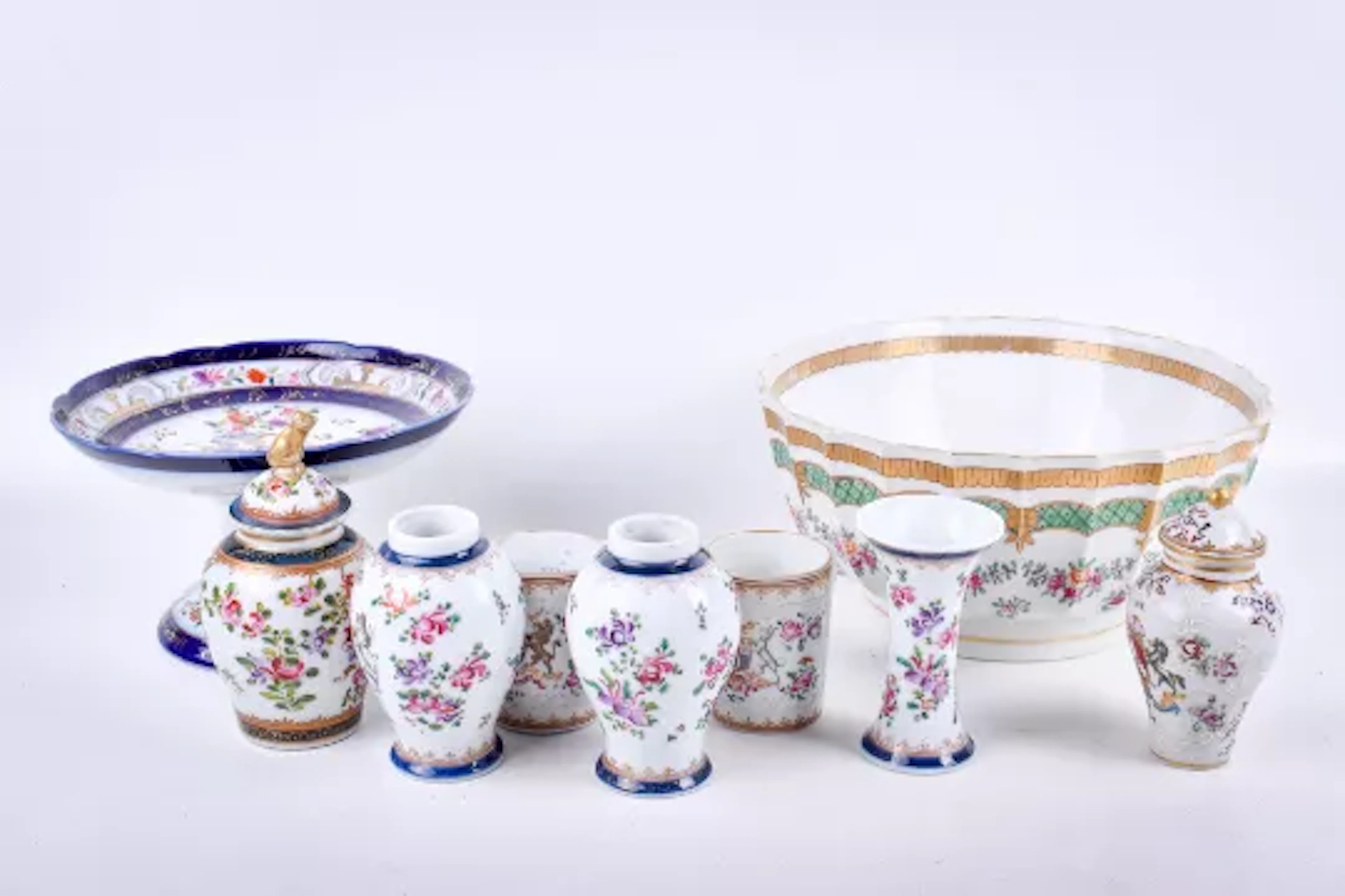 A group of French Edme Samson mid-to-late 19th century porcelain.
