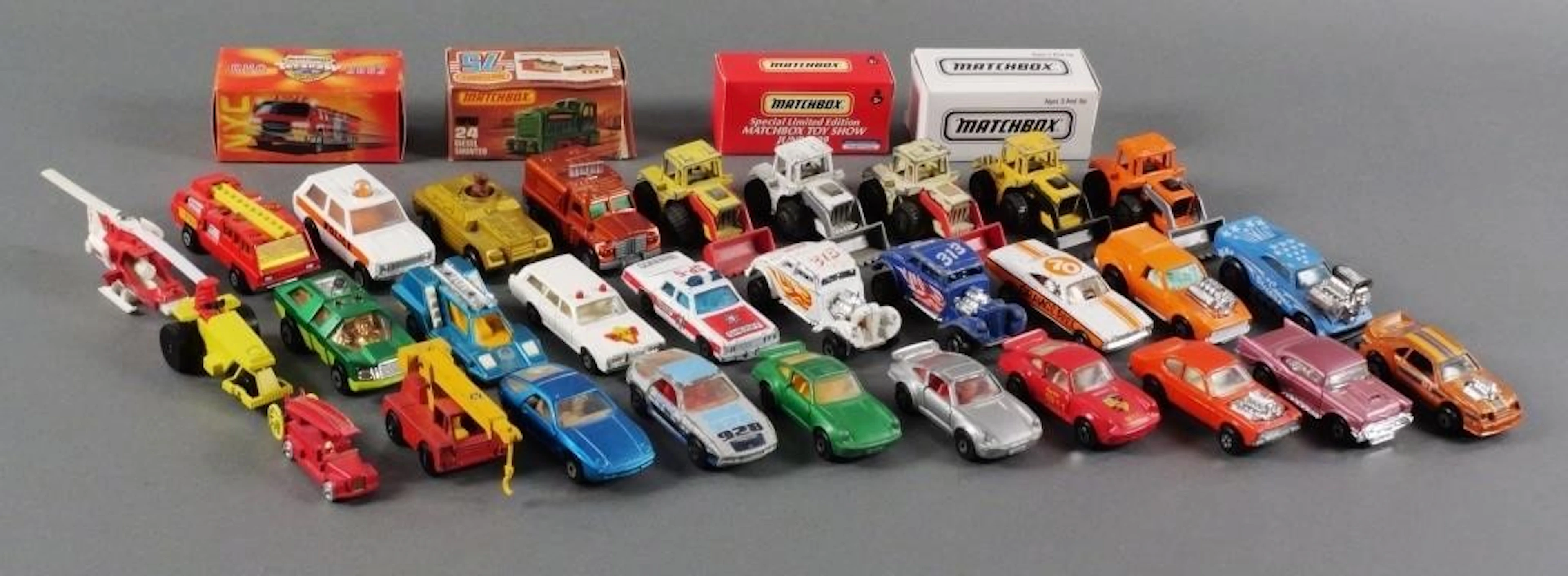 (34) Matchbox Cars Trucks &