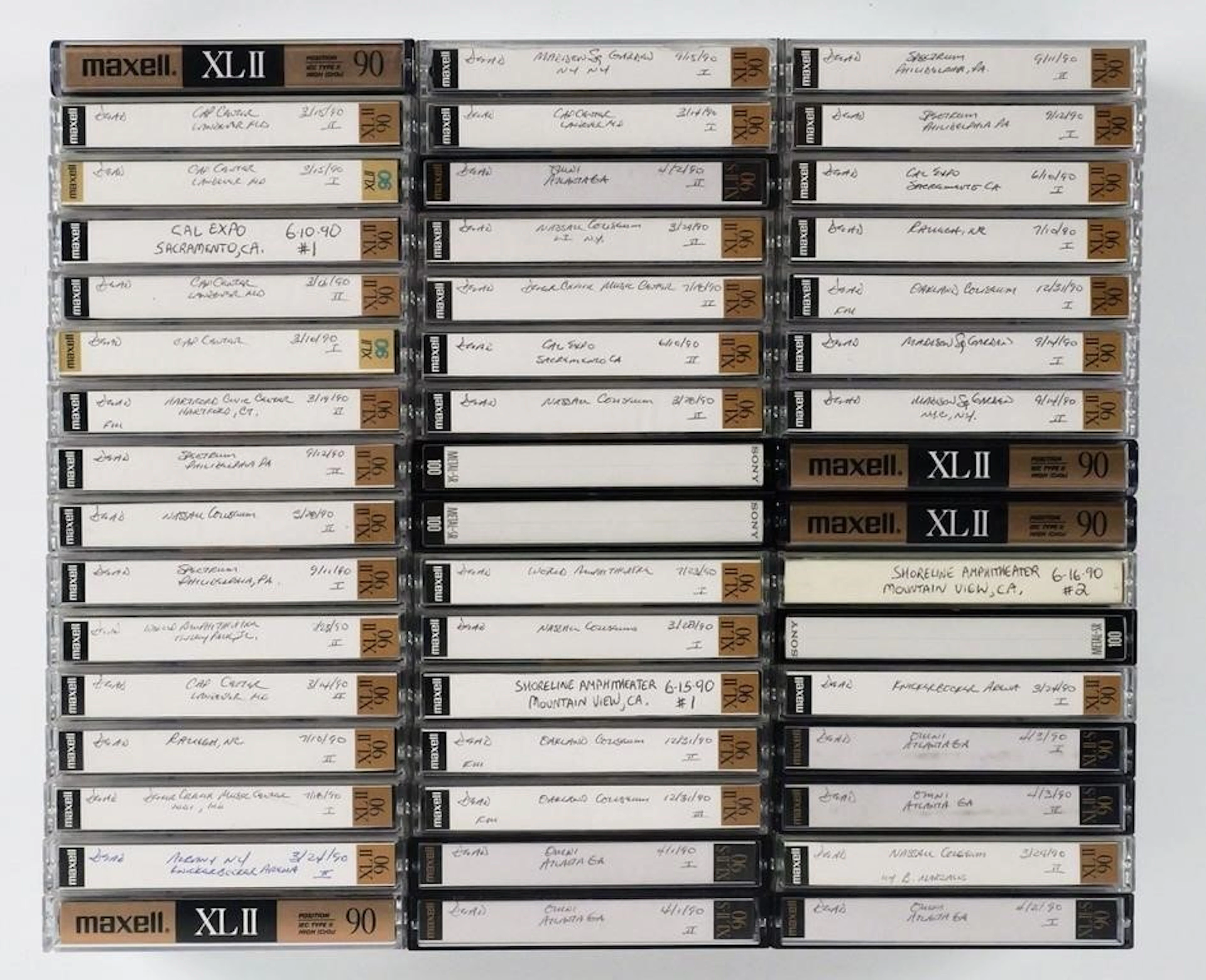 (48) 1990 Grateful Dead Concert Cassette Tapes
