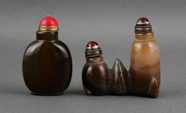 Two Chinese Carved Agate Snuff Bottles