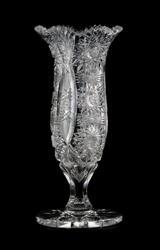 ABCG Vase Hour Glass Shape