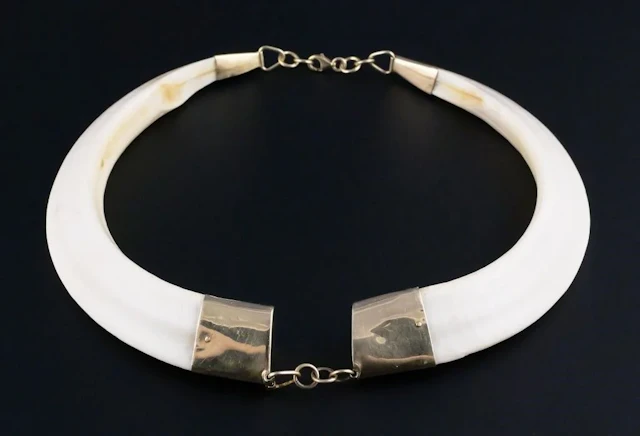 10KT Warthog Wild Boar Tusk Necklace Choker