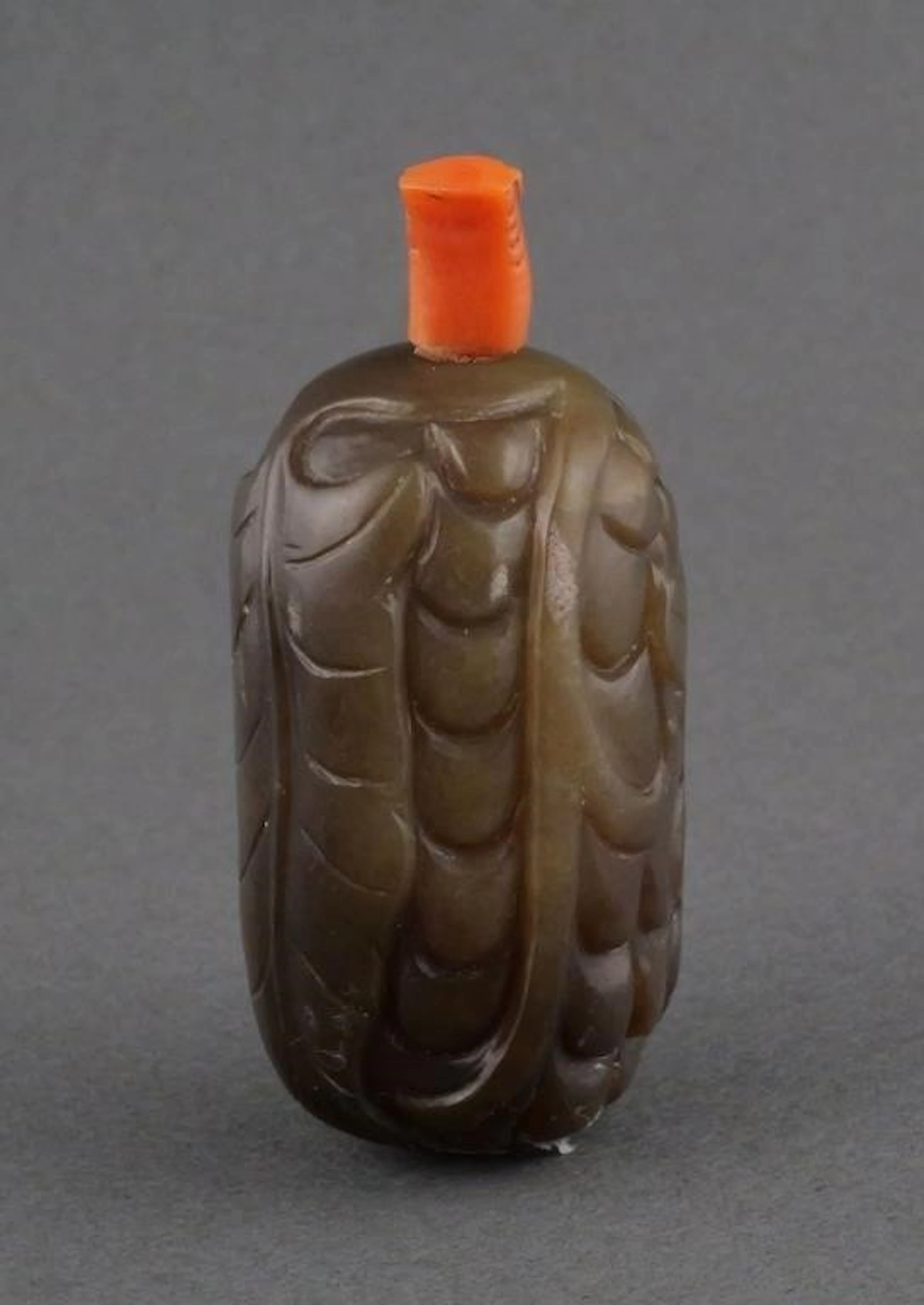Nephrite Jade Snuff Bottle