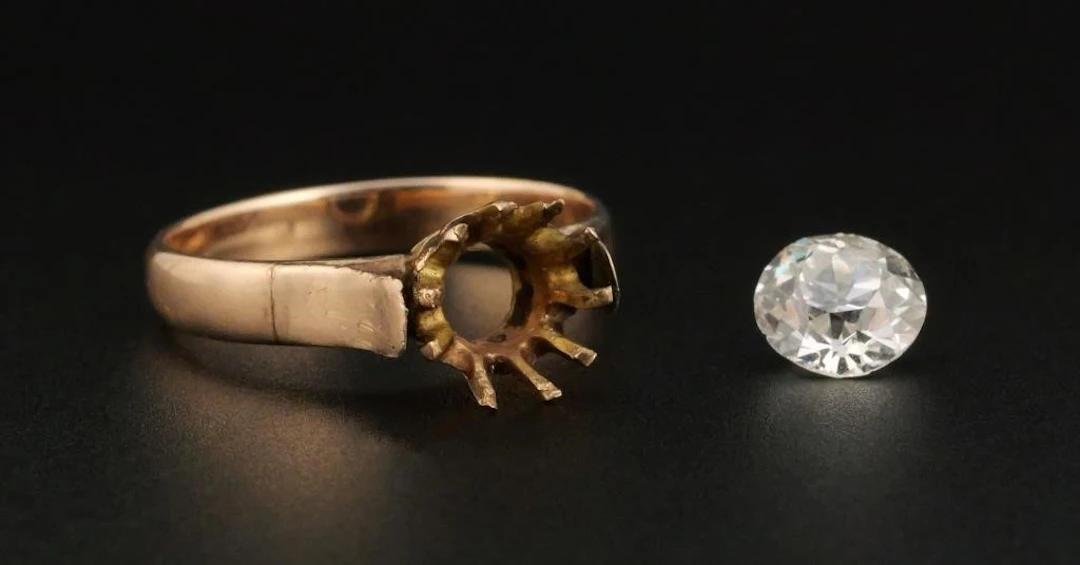 14KT Gold and Diamond Ring