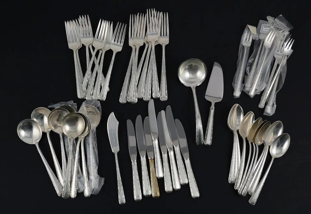 (56) pcs Towle Sterling Candlelight Flatware