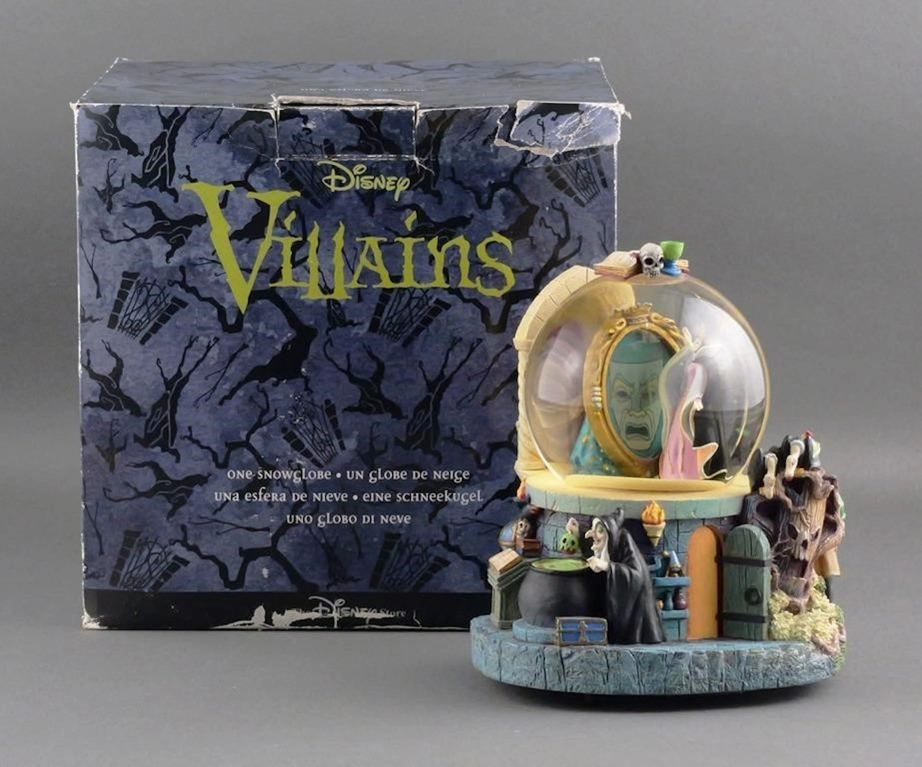 Disney Villains Light-Up & Sound Snow Globe