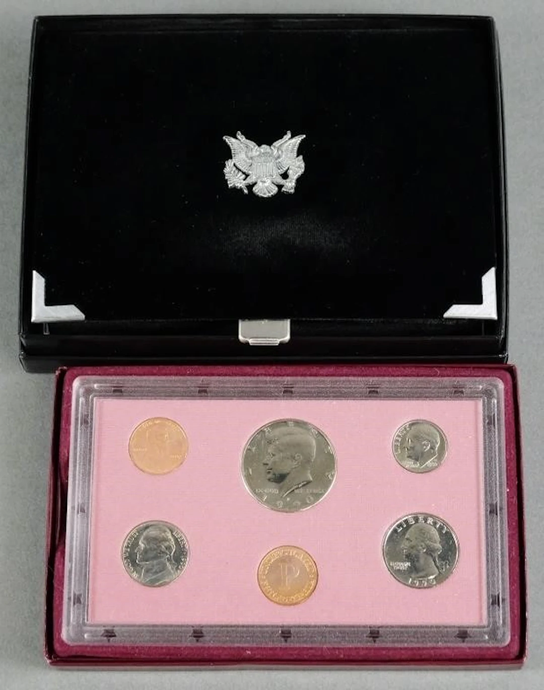 (2) US Mint Coin Sets 1990 & 1995