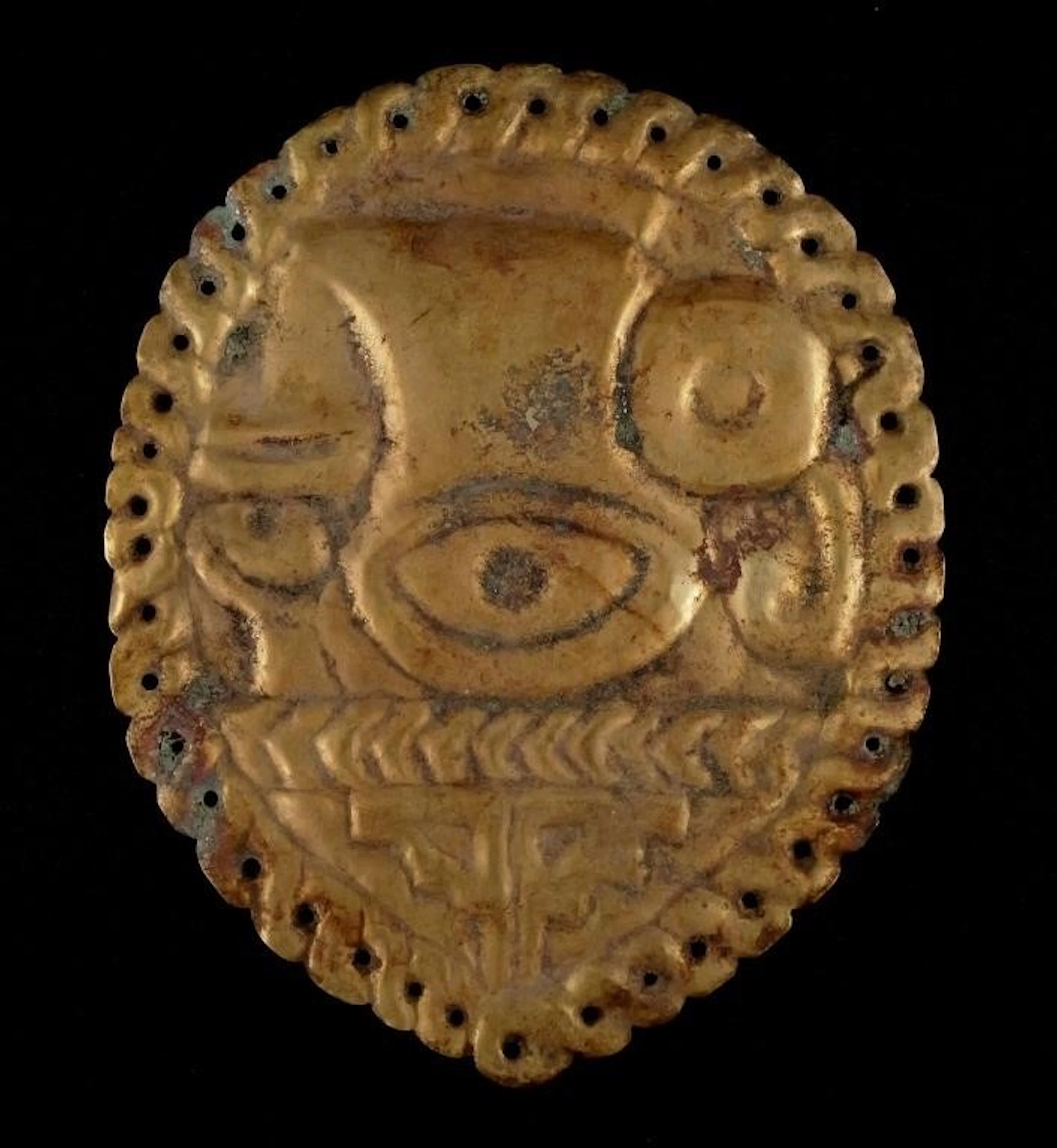 Pre-Columbian Tumbaga Medallion Amulet