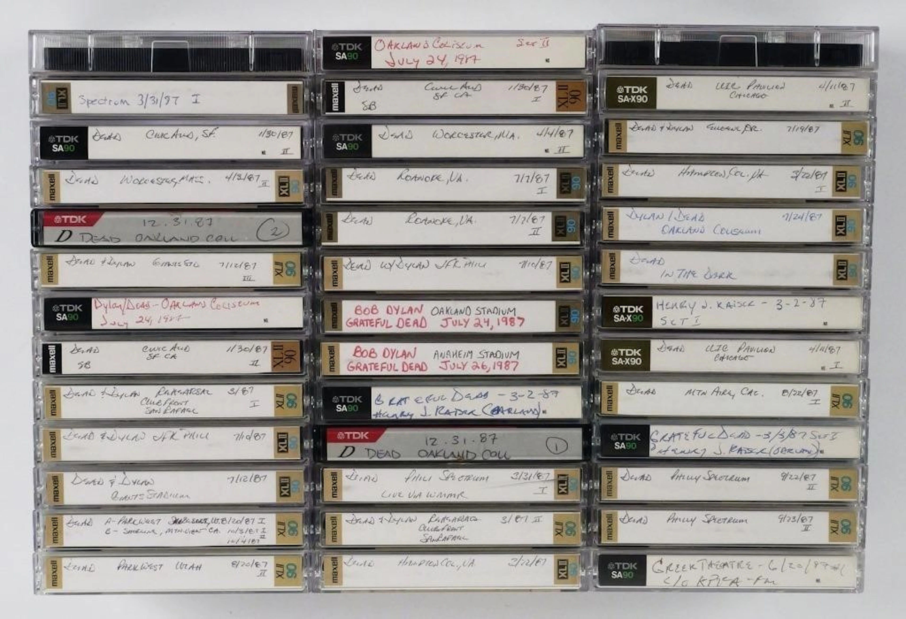 (39) Grateful Dead Live Cassette Tapes 1987