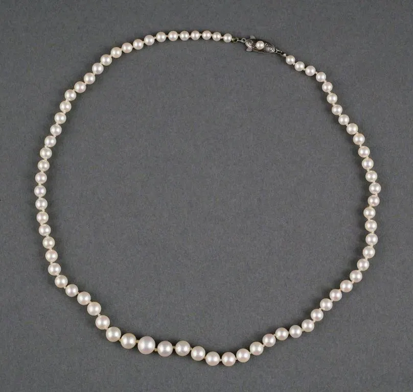 Silver and Pearl Necklace