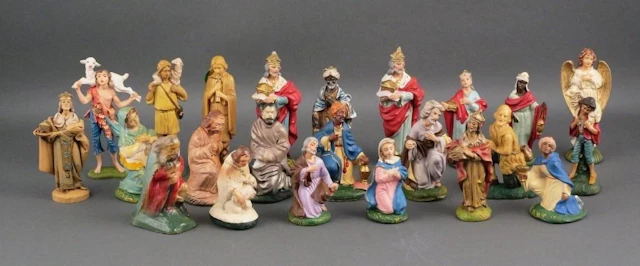 (23) Vintage Nativity Scene Figurines