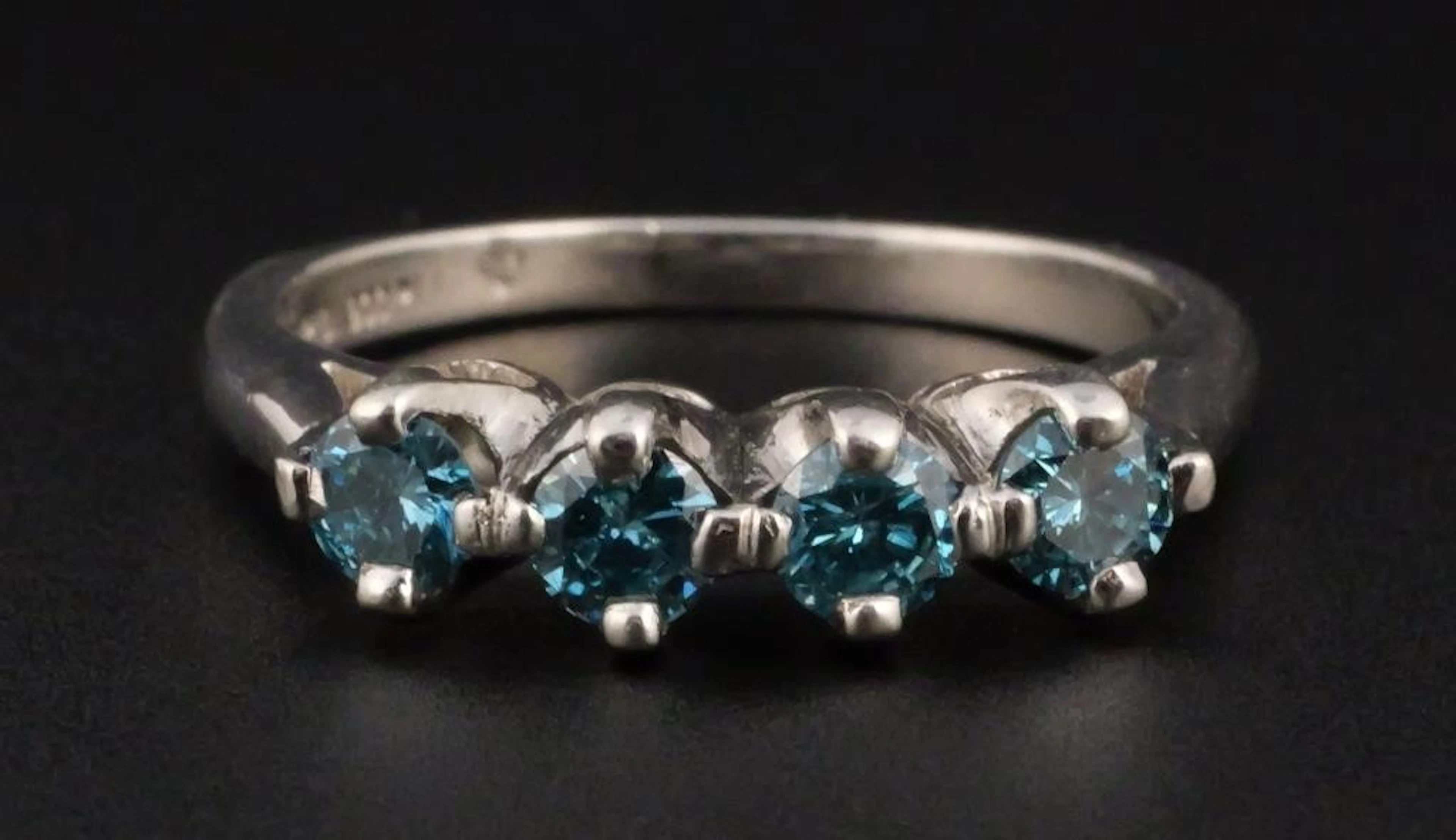 Platinum & Blue Diamond Ring, 5.1g