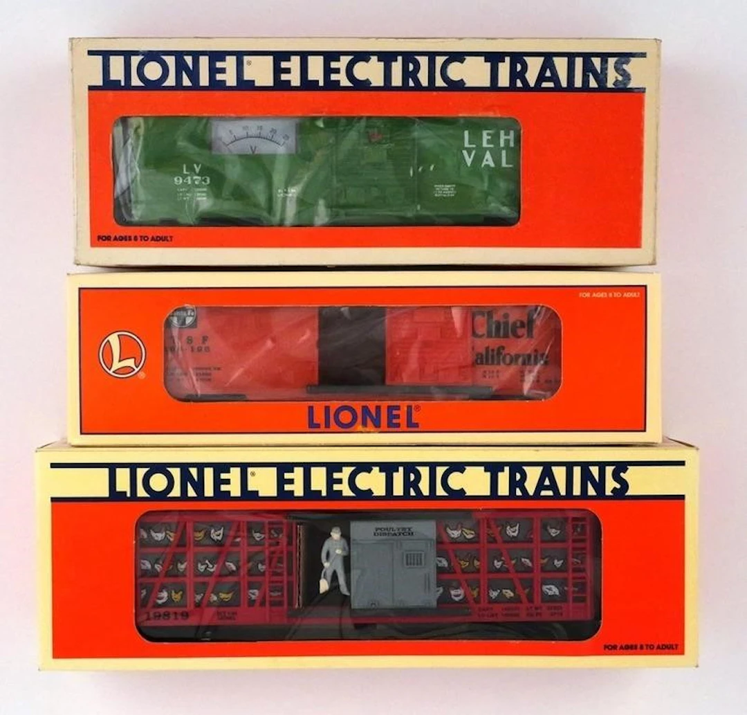 (3) Lionel O Gauge Railroad Boxcars w/ Boxes