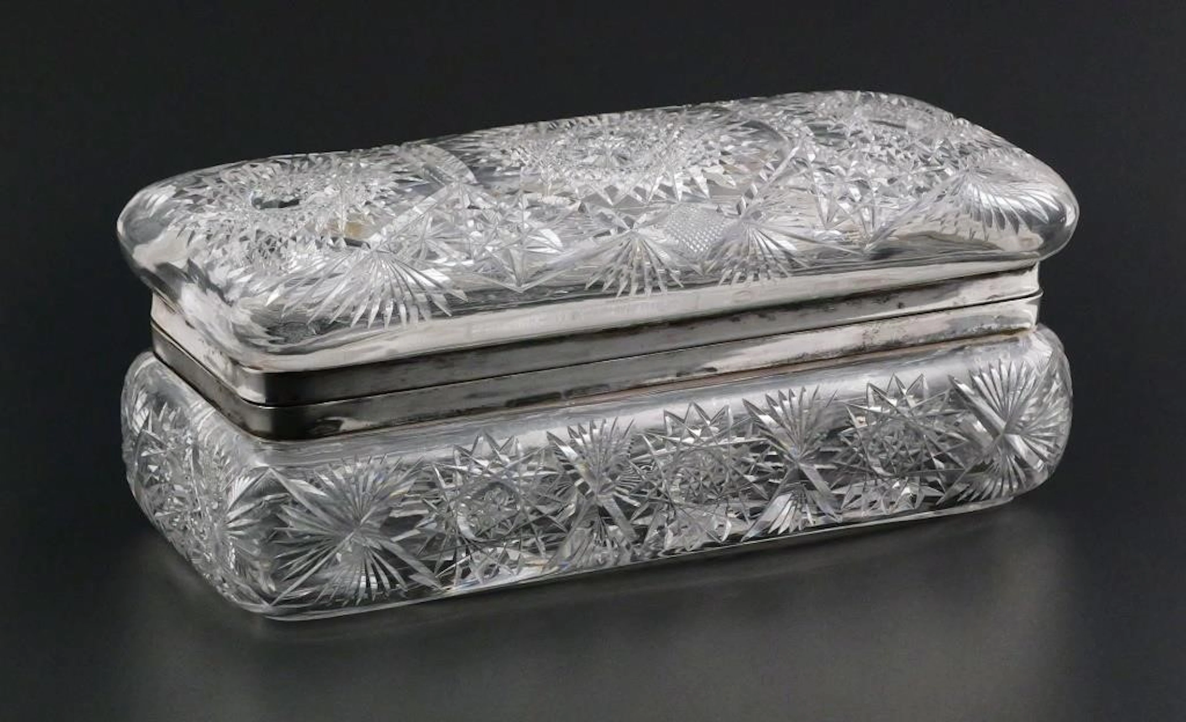 ABCG Glove Box