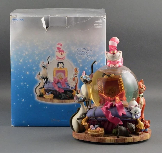 Disney Cats Multi-Character Musical Snow Globe