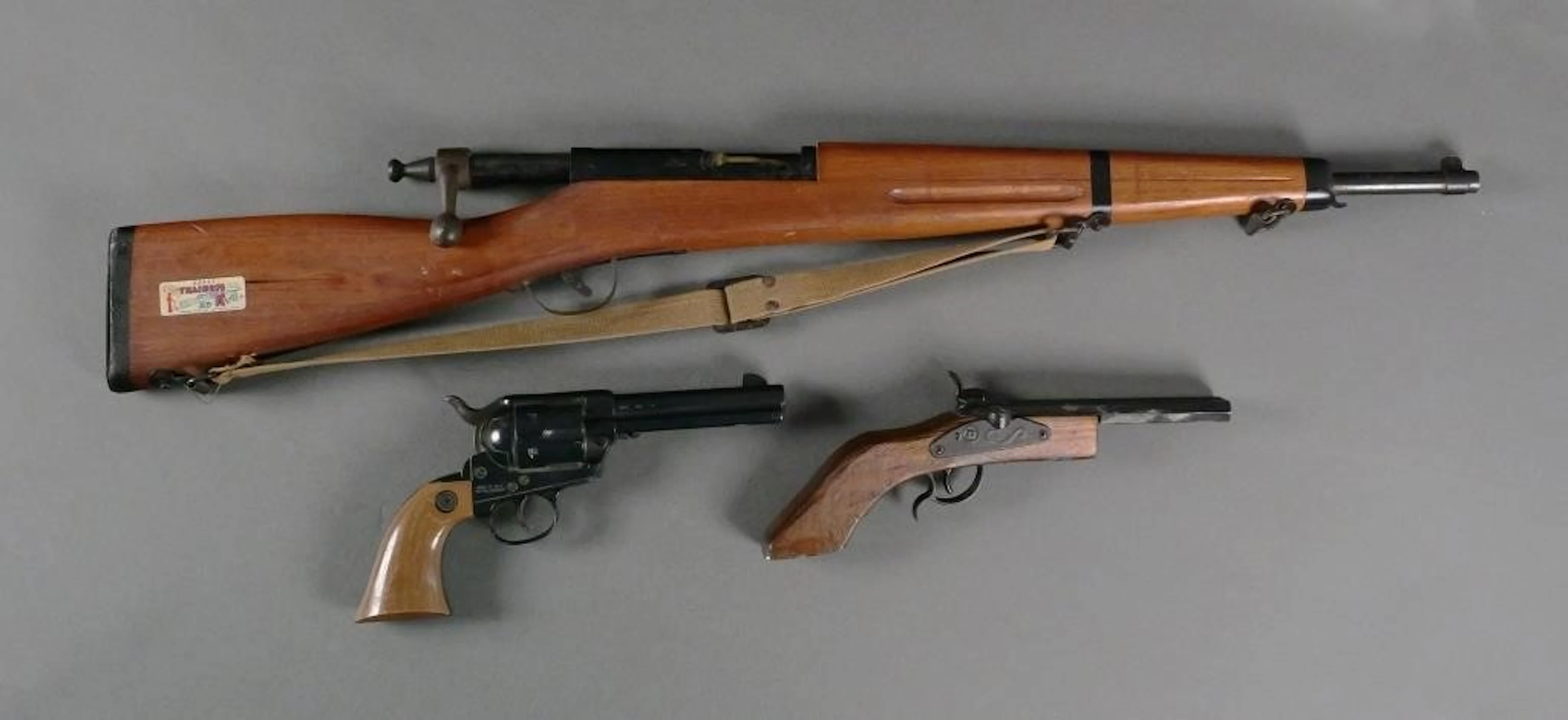 (2) Toy BB Guns Parris & Daisy