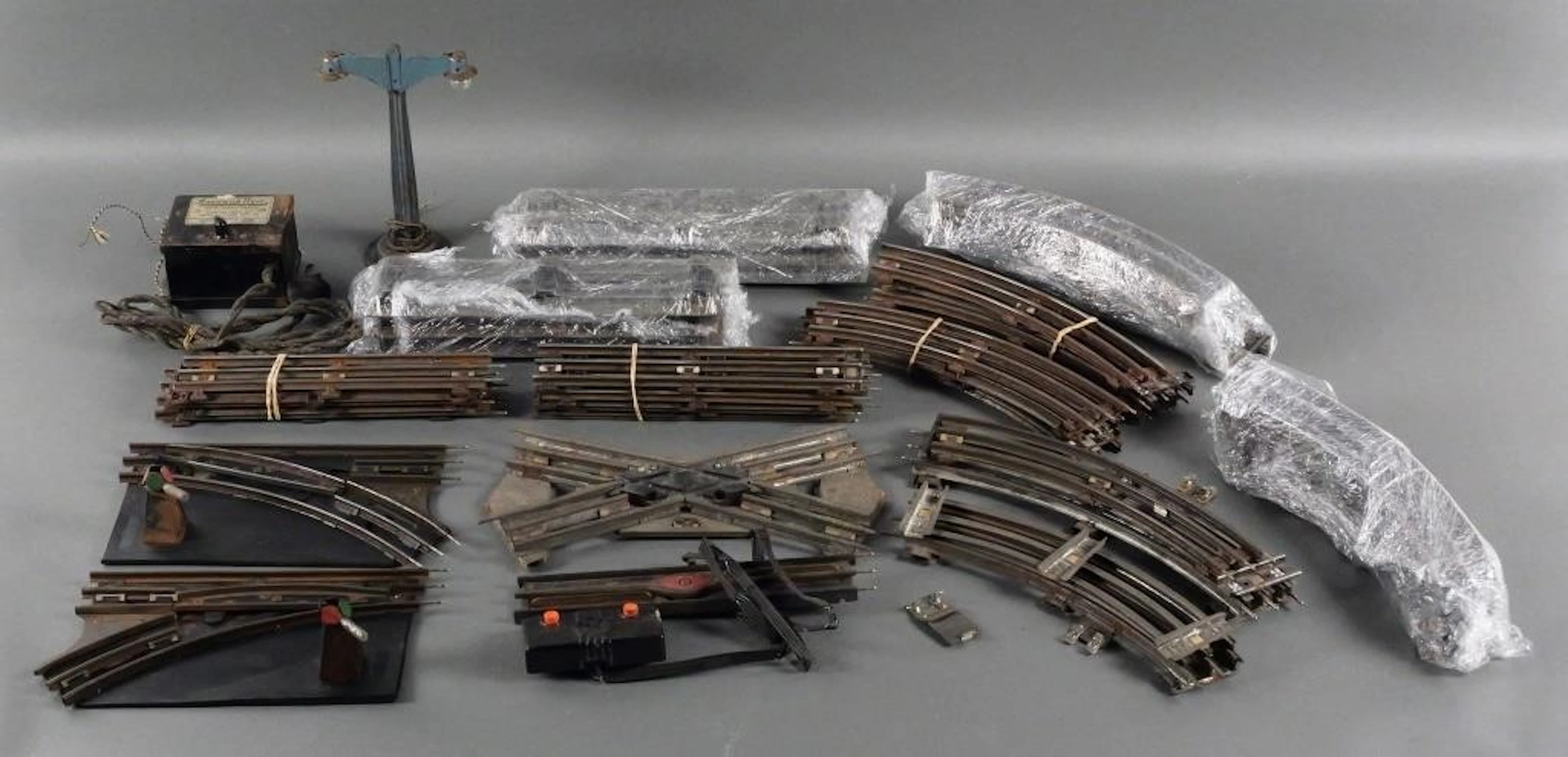 Vintage O Gauge Train Track & Accessories