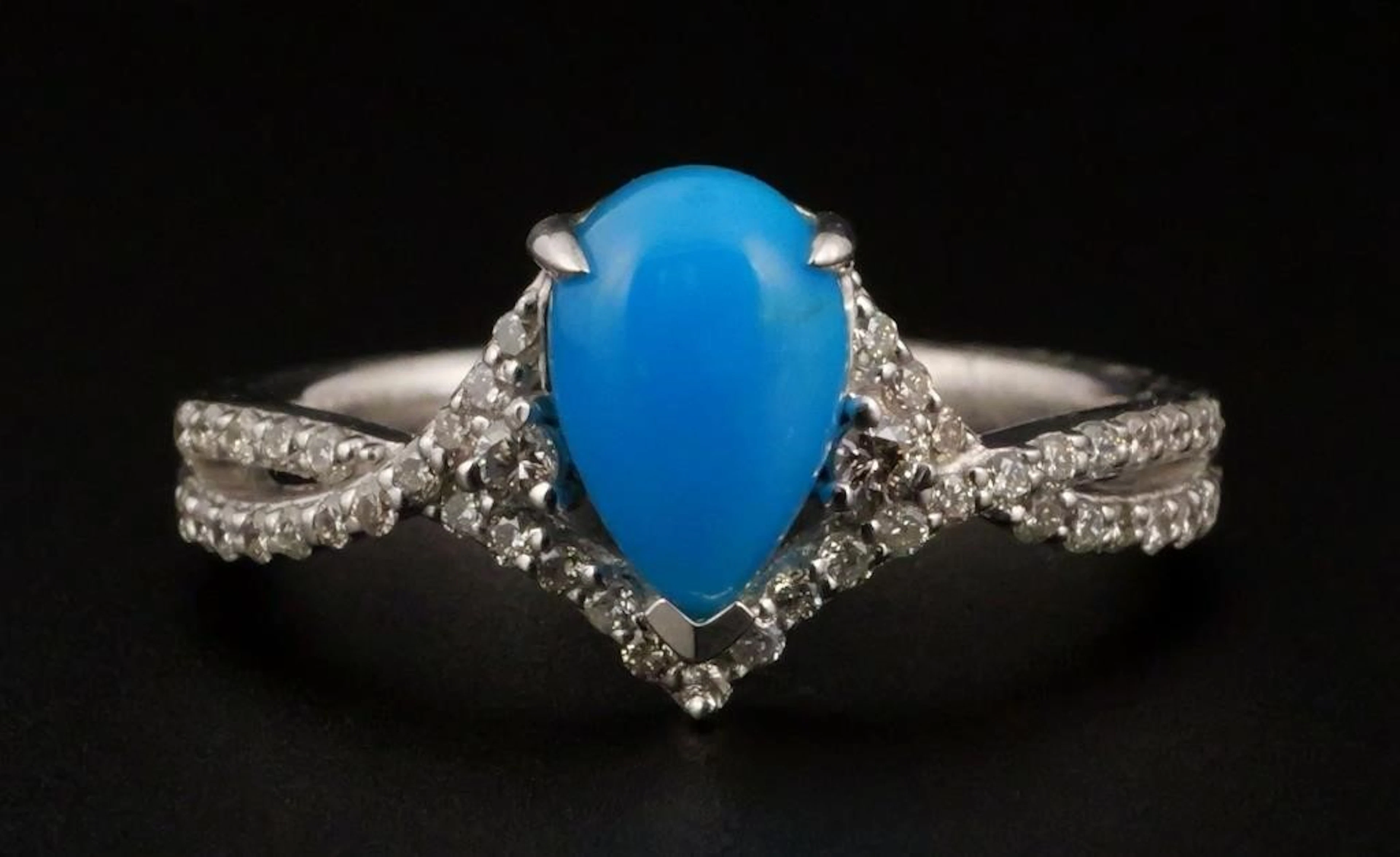 Platinum Turquoise and Diamond Ring