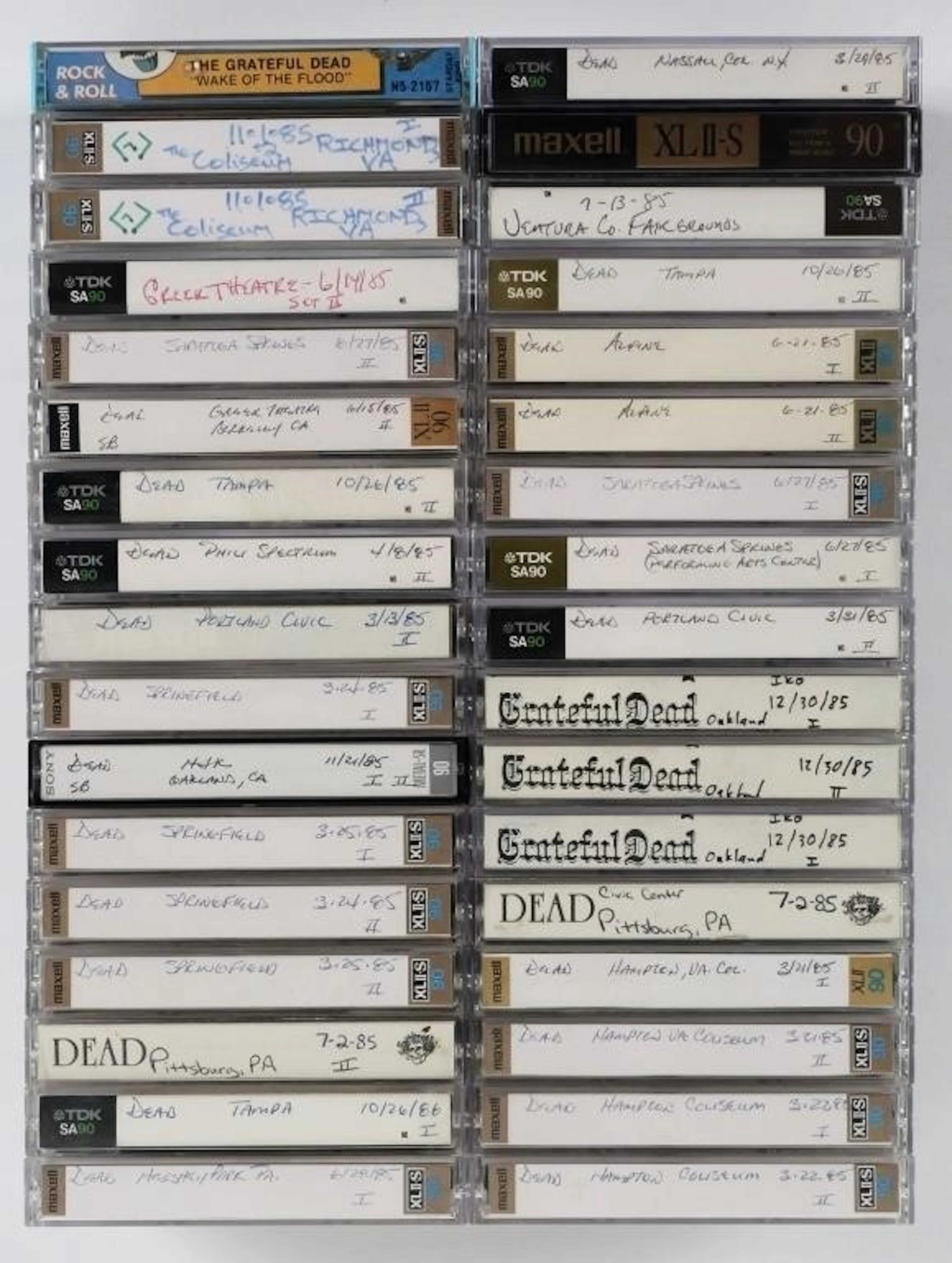 (34) Grateful Dead Cassette Tapes 1985-1986