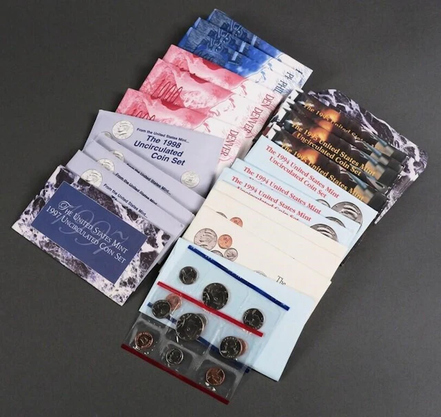 (25) US Mint Uncirculated Coin Sets