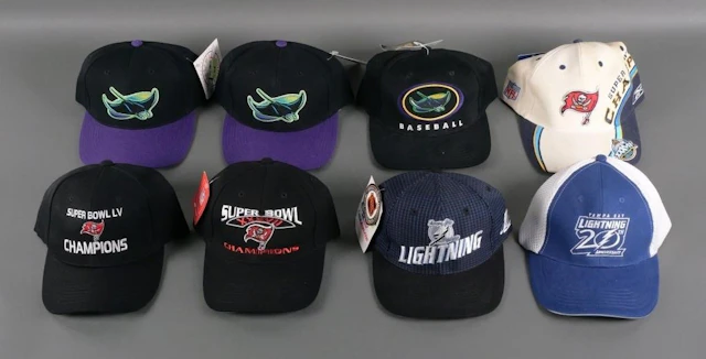 (8) Tampa Bay Buccaneers Rays & Lightning Caps