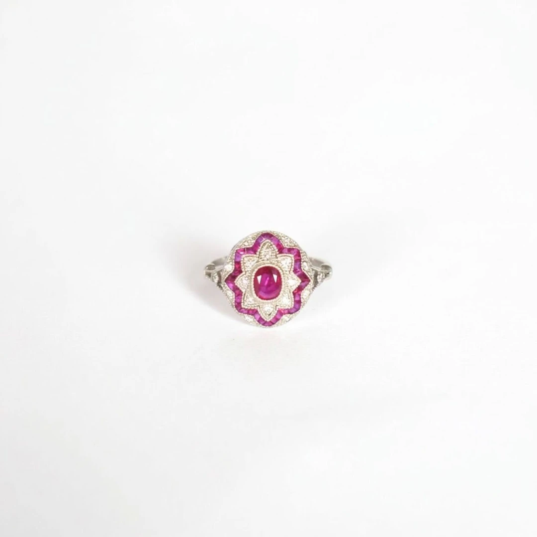 Bague de style "Art Déco" en platine (950/oo)