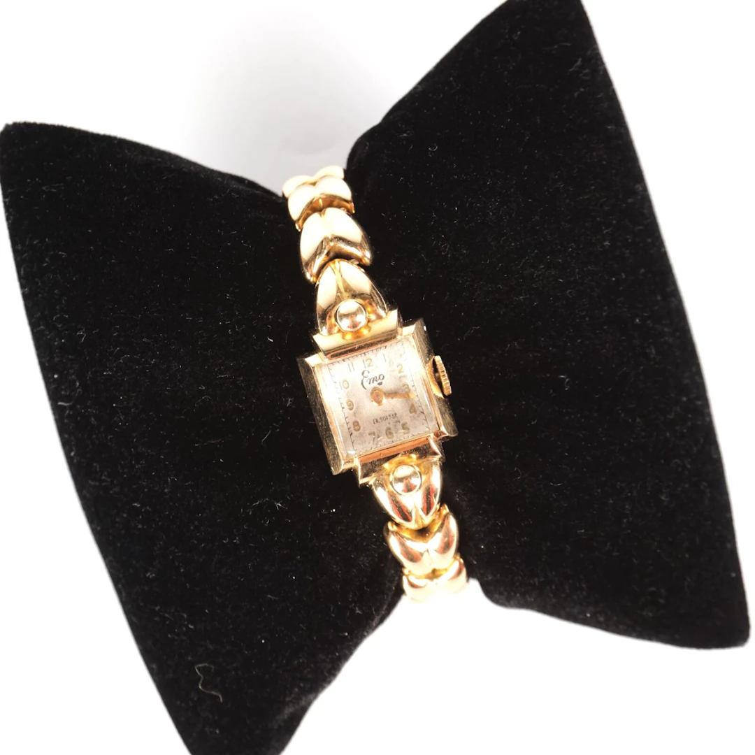 ENO : Montre de dame en or jaune 18K (750/oo)