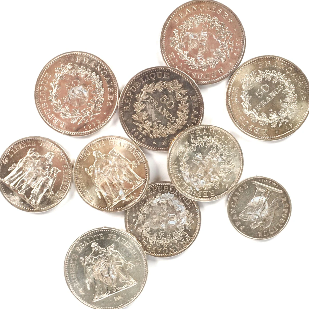 Ensemble de 10 monnaies argent comprenant : - 4 x 10 Francs Hercule