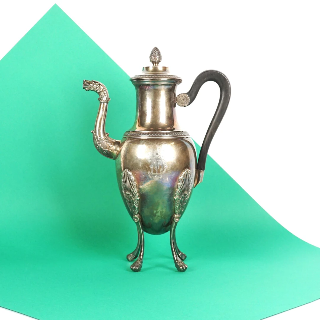 Paul CANAUX & CIE : Verseuse en argent