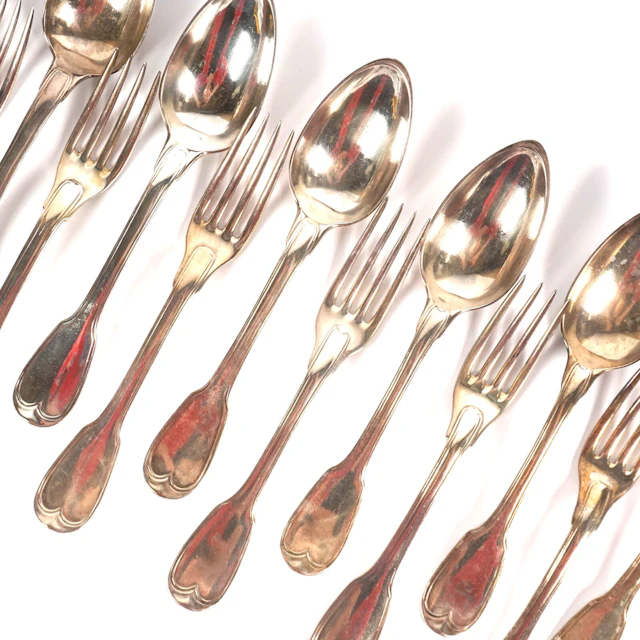 Partie de ménagère en argent