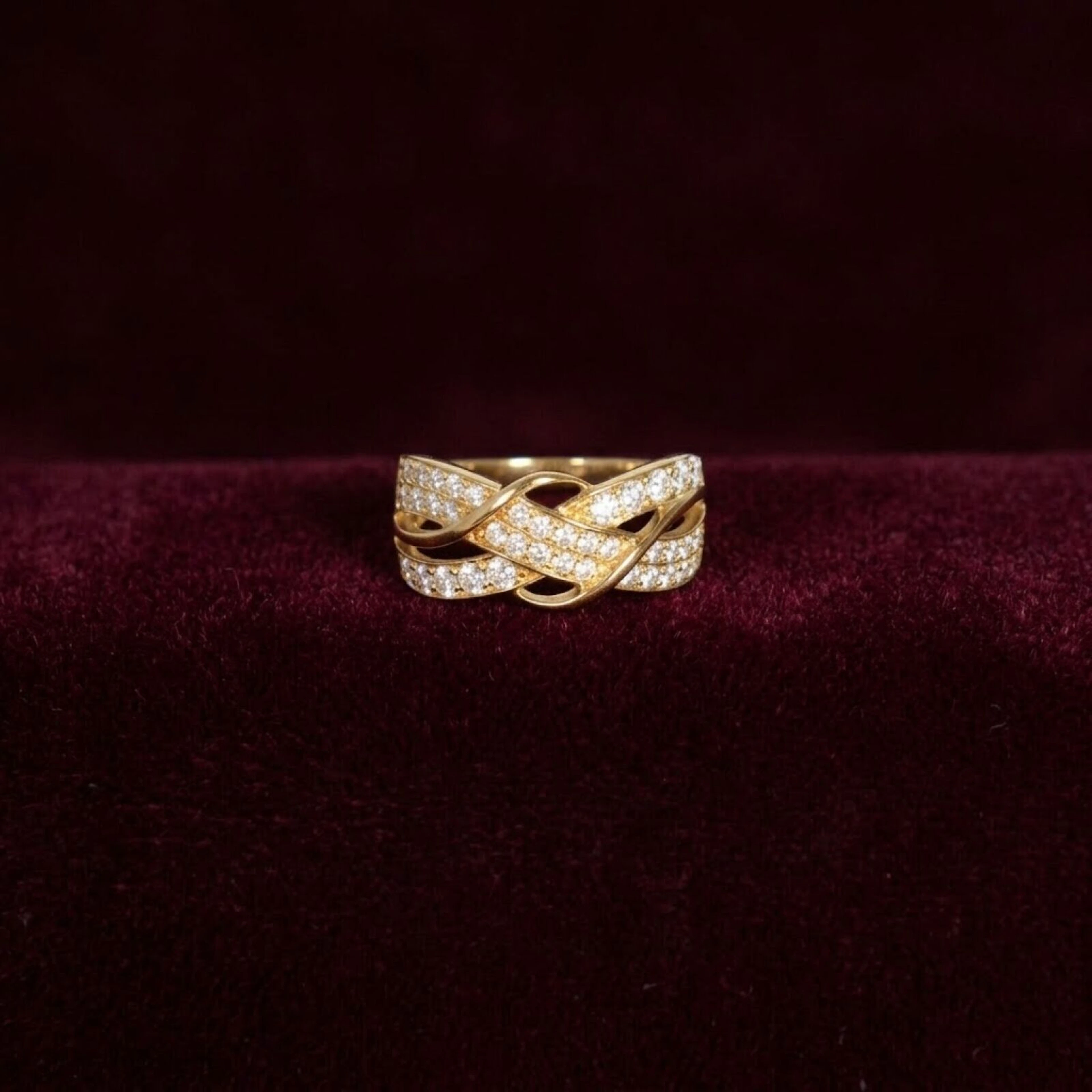 Bague "Croisée" en or jaune 9K (375/oo)
