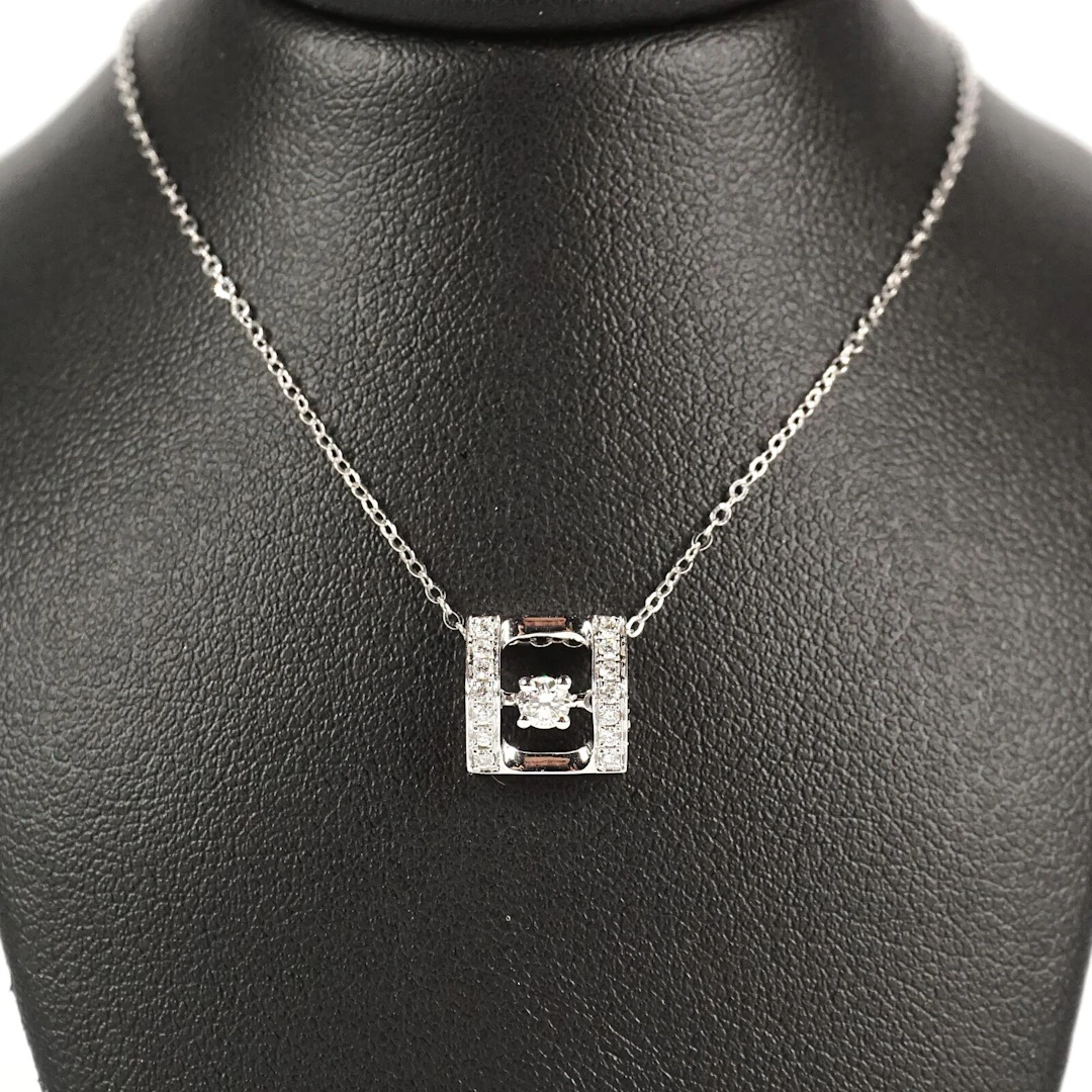 Collier "Coulisseau" en or gris 18K (750/oo)