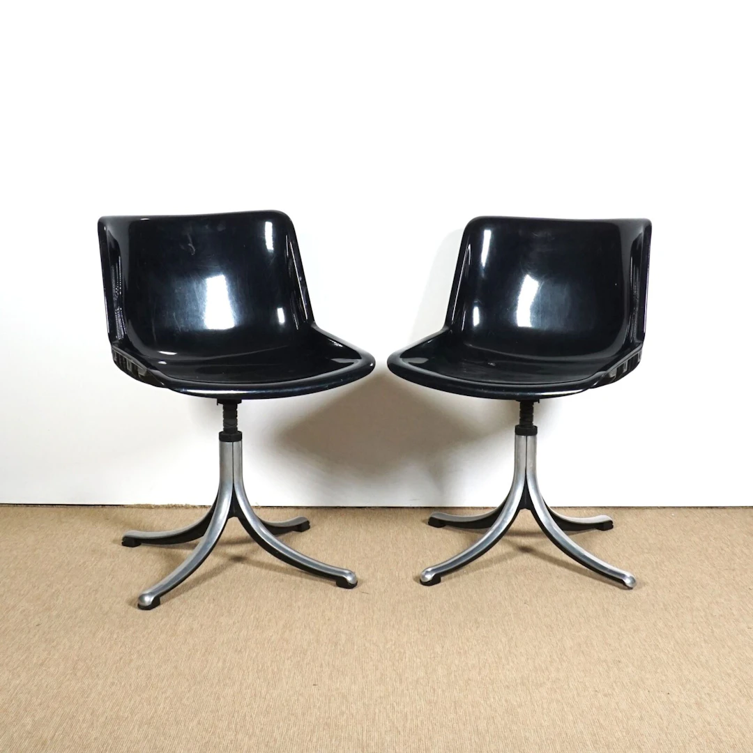 Osvaldo BORSANI (1911-1985) - Édition TECNO : Paire de chaises pivotantes