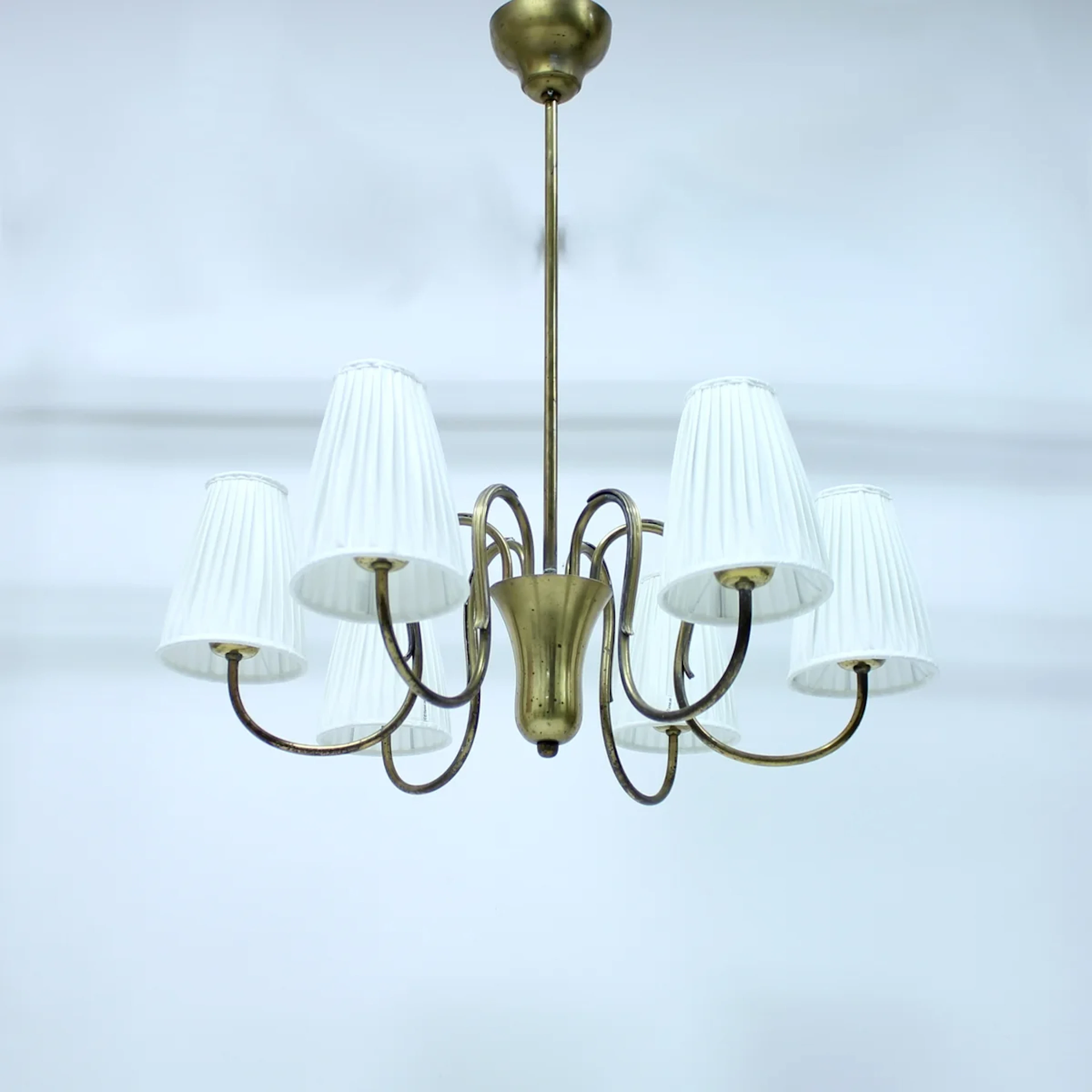 Swedish Modern, 6-light brass chandelier, 1930s/1940s