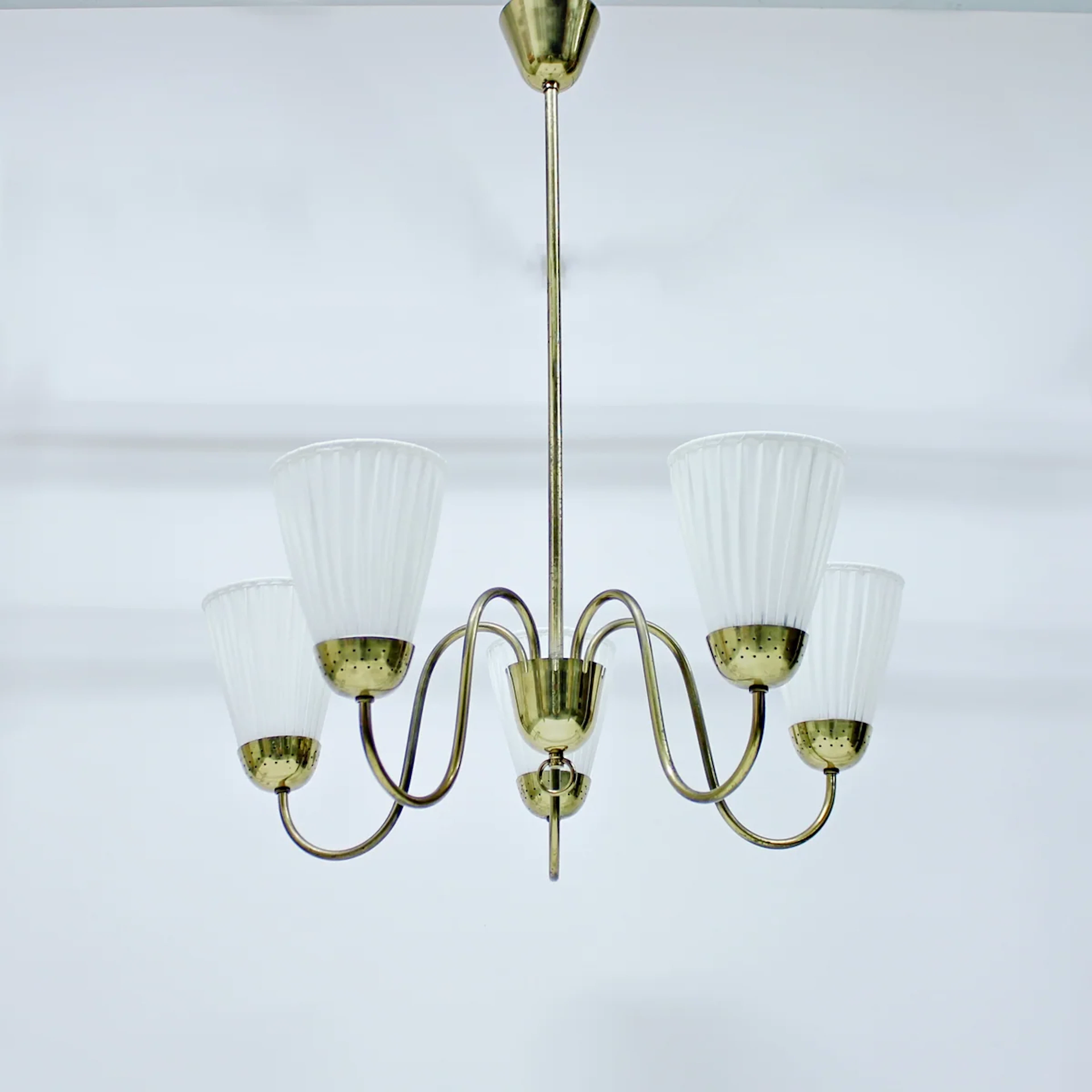 Swedish Modern brass chandelier, attributed to Bergboms, 1940s/1950s