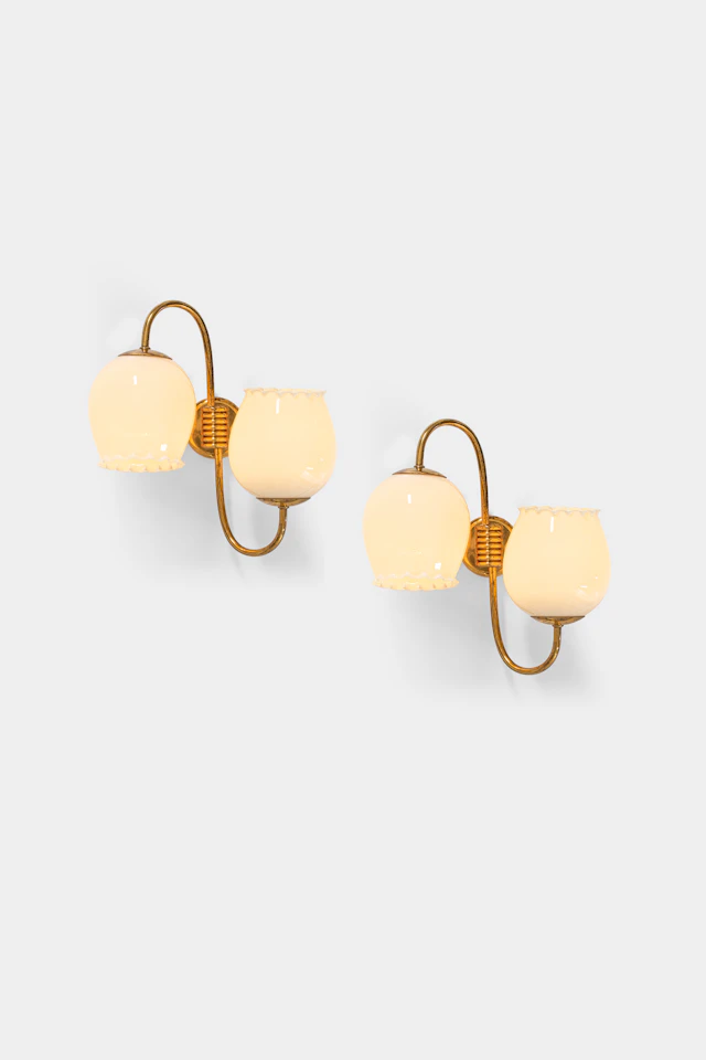 xx Pohjoismainen Sähkö Oy (PSO) (Edited by, 20th c.) Pair of sconces