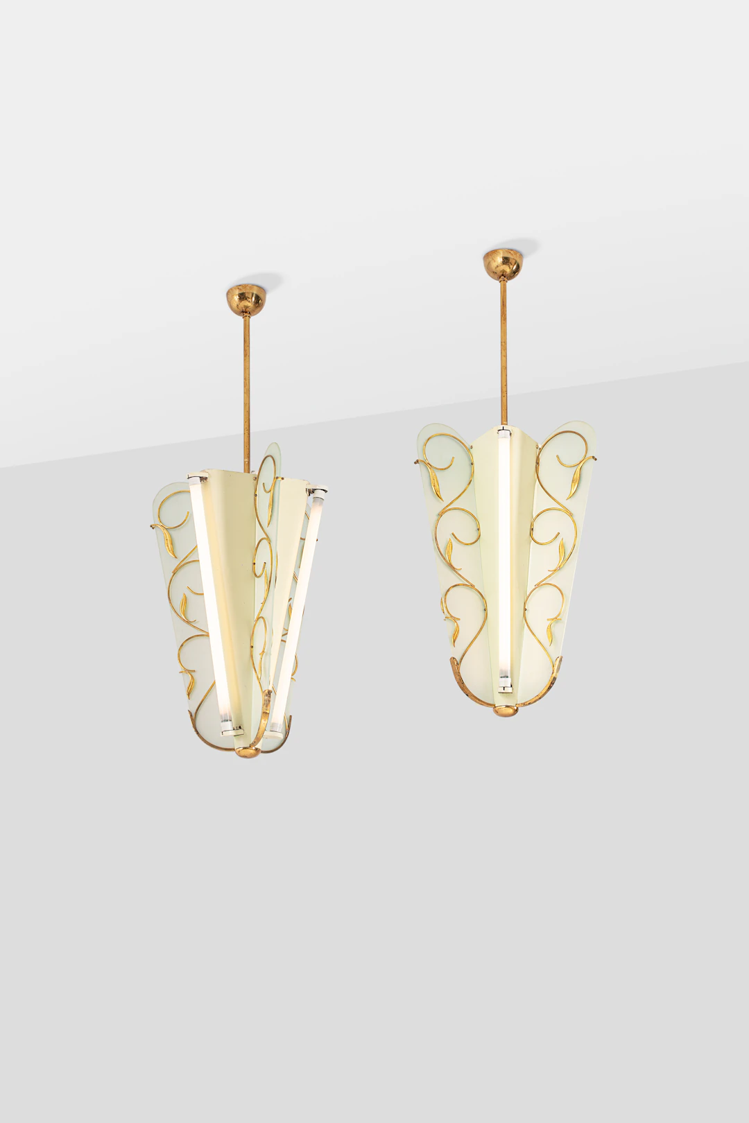 xx Paavo Tynell (1890-1973) Pair of pendant lights, model no. 81007