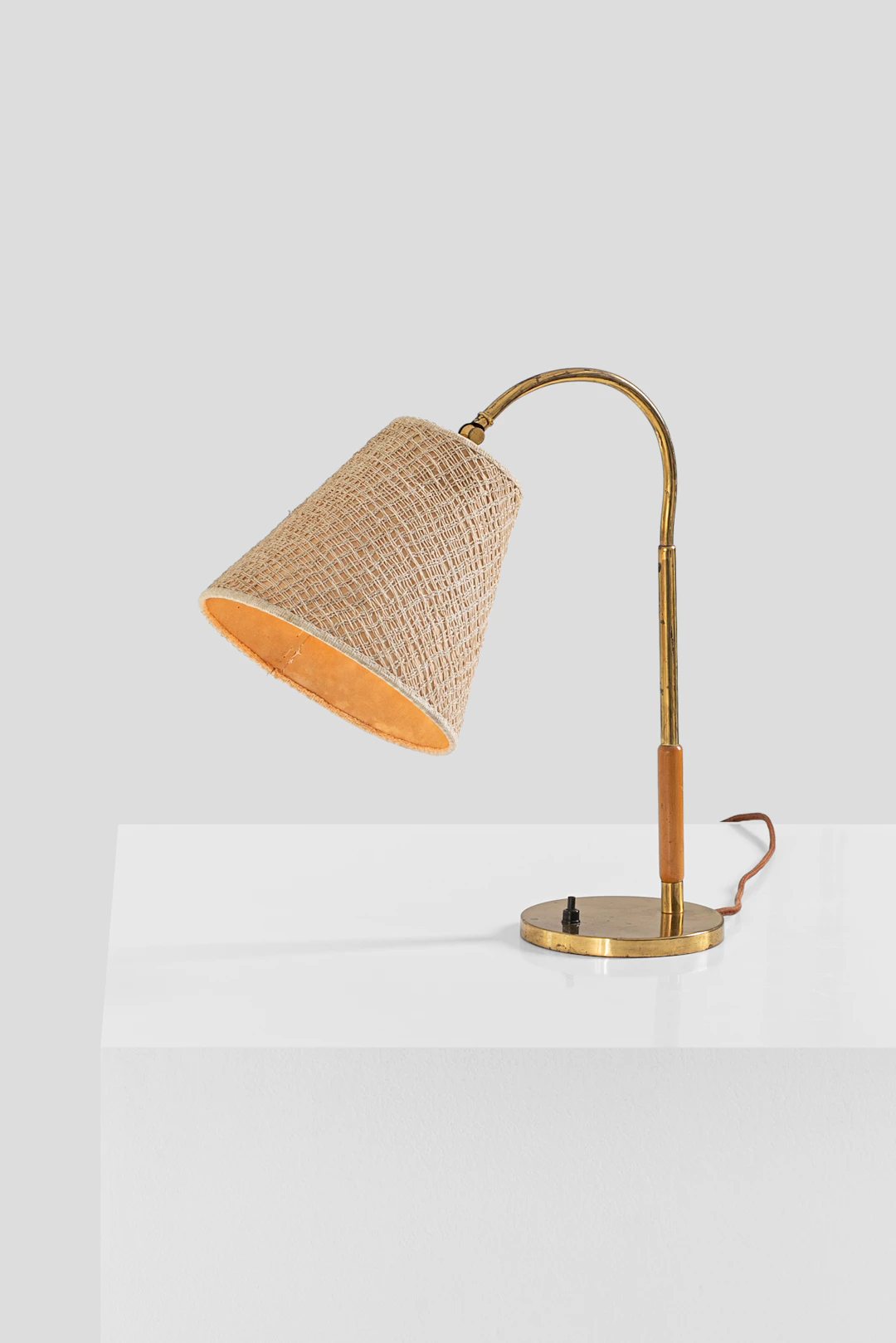 xx Paavo Tynell (1890-1973) Table lamp, model no. 9201