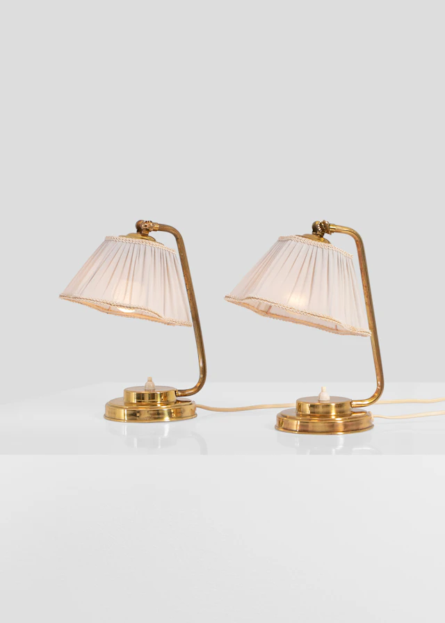 xx Itsu (Edited by, 20th c.) Pair of table lamps, model EV53