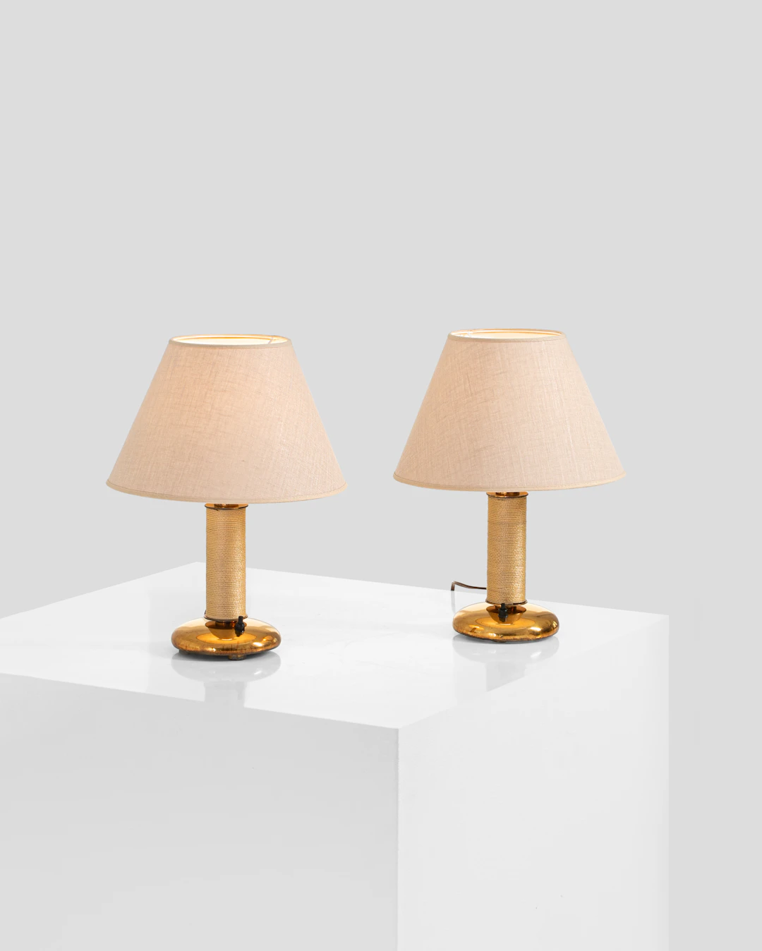 xx Pohjoismainen Sähkö Oy (PSO) (Edited by, 20th c.) Pair of table lamps
