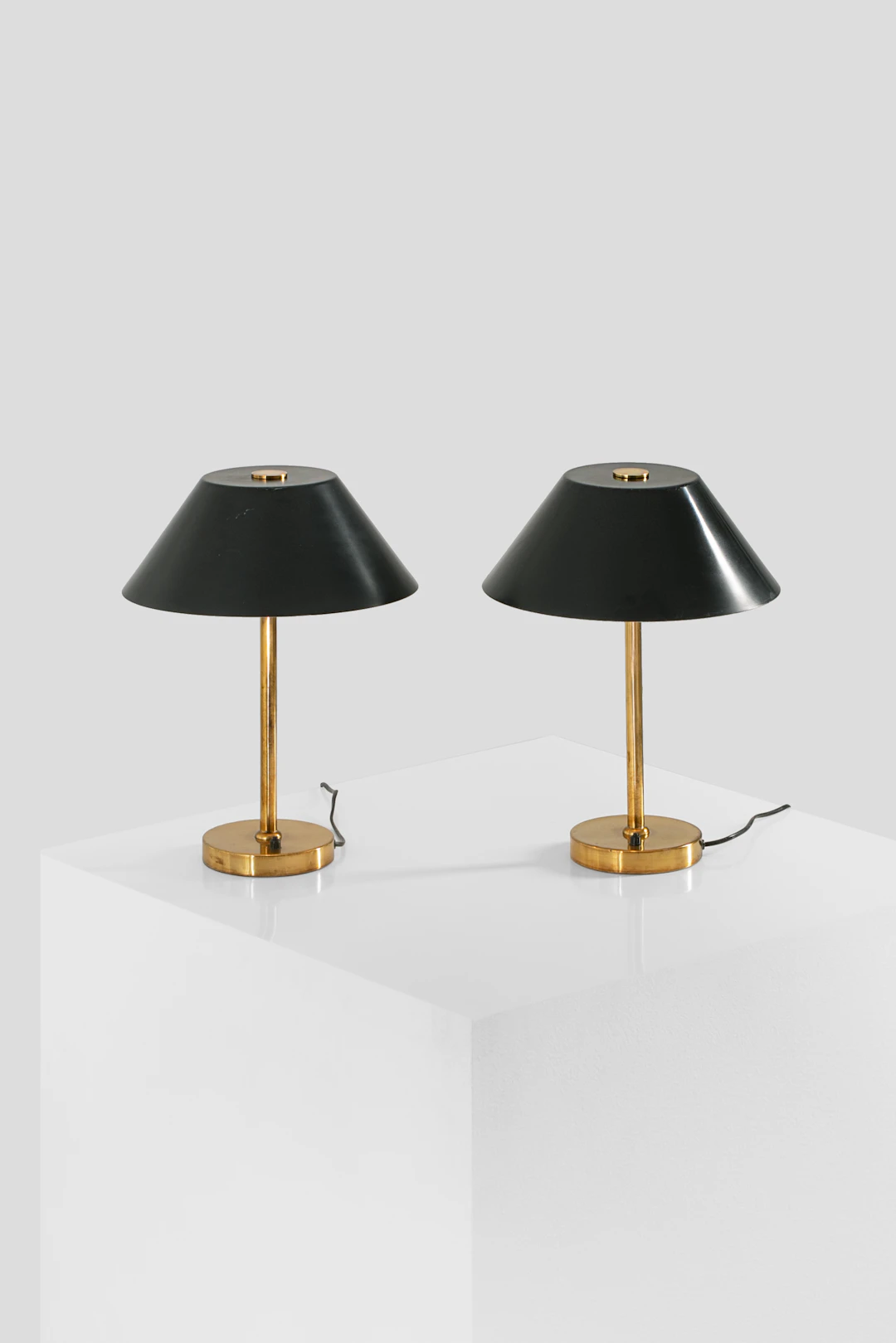 xx Paavo Tynell (1890-1973) Pair of table lamps, model no. 5007
