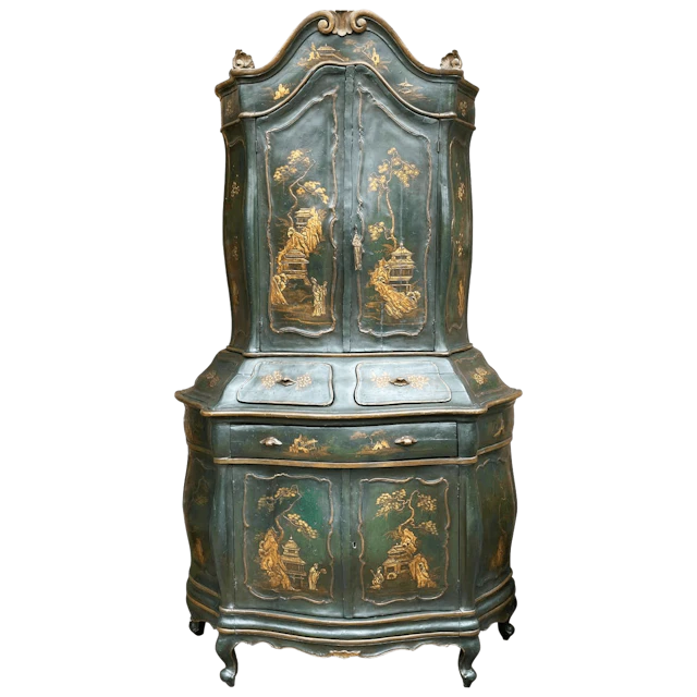 19th century Venetian rococo lacquer cabinet
