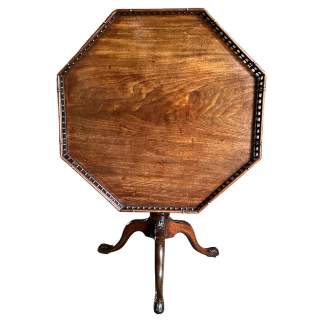 Fine Rare George II Mahogany Galleried Octagonal Table